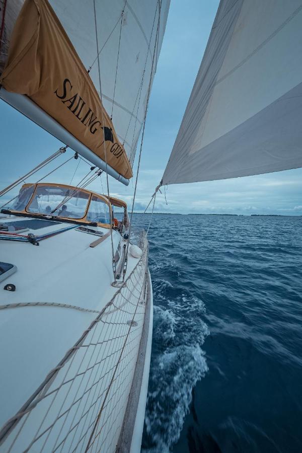 Private Sailingyacht "Guji" With Crew All Inclusive Isla Wichitupo Grande Екстериор снимка